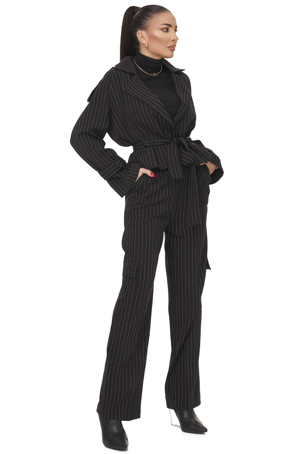Елегантен черен дамски костюм Lisyn Bogas