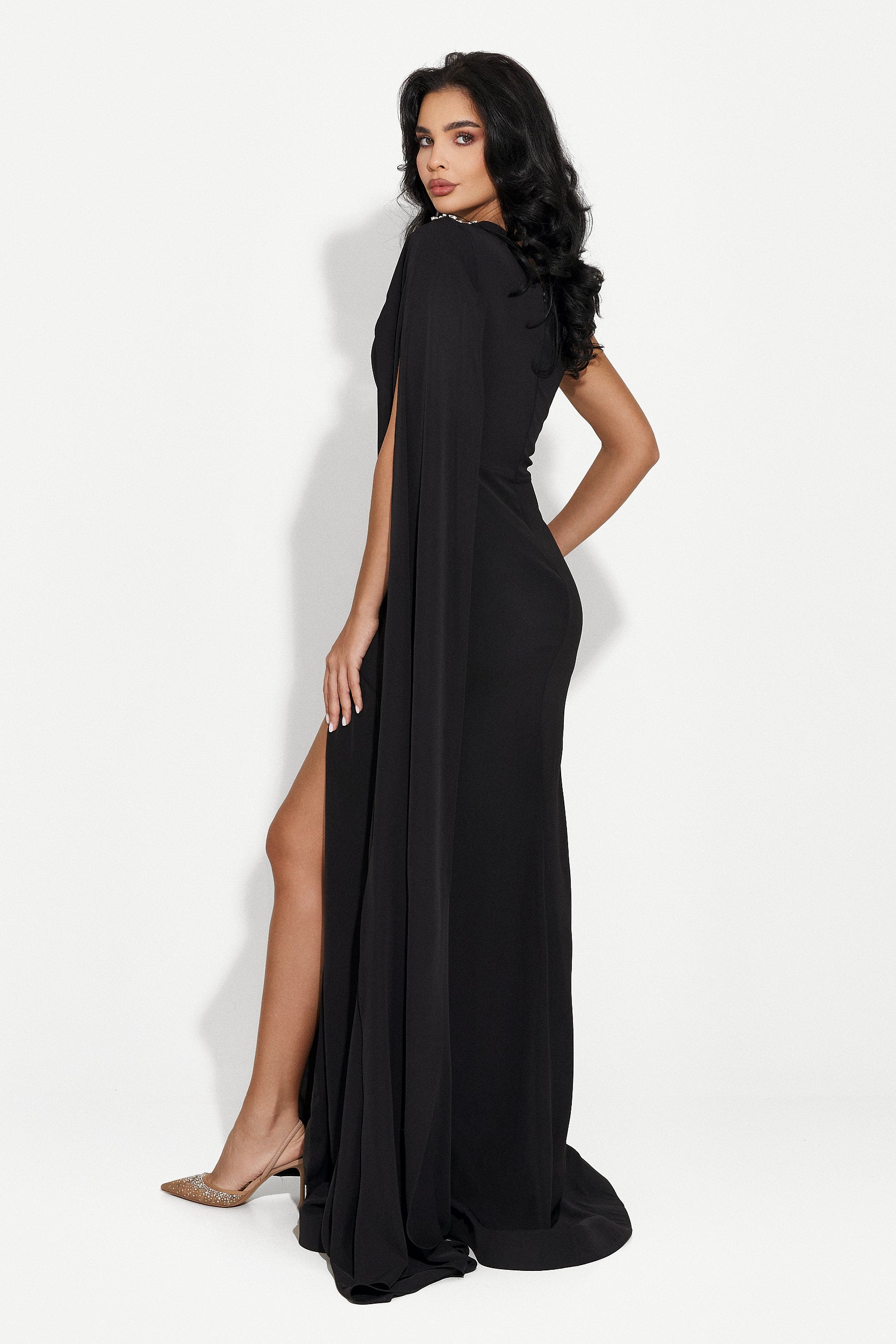 Дълга черна дамска рокля Advika Bogas