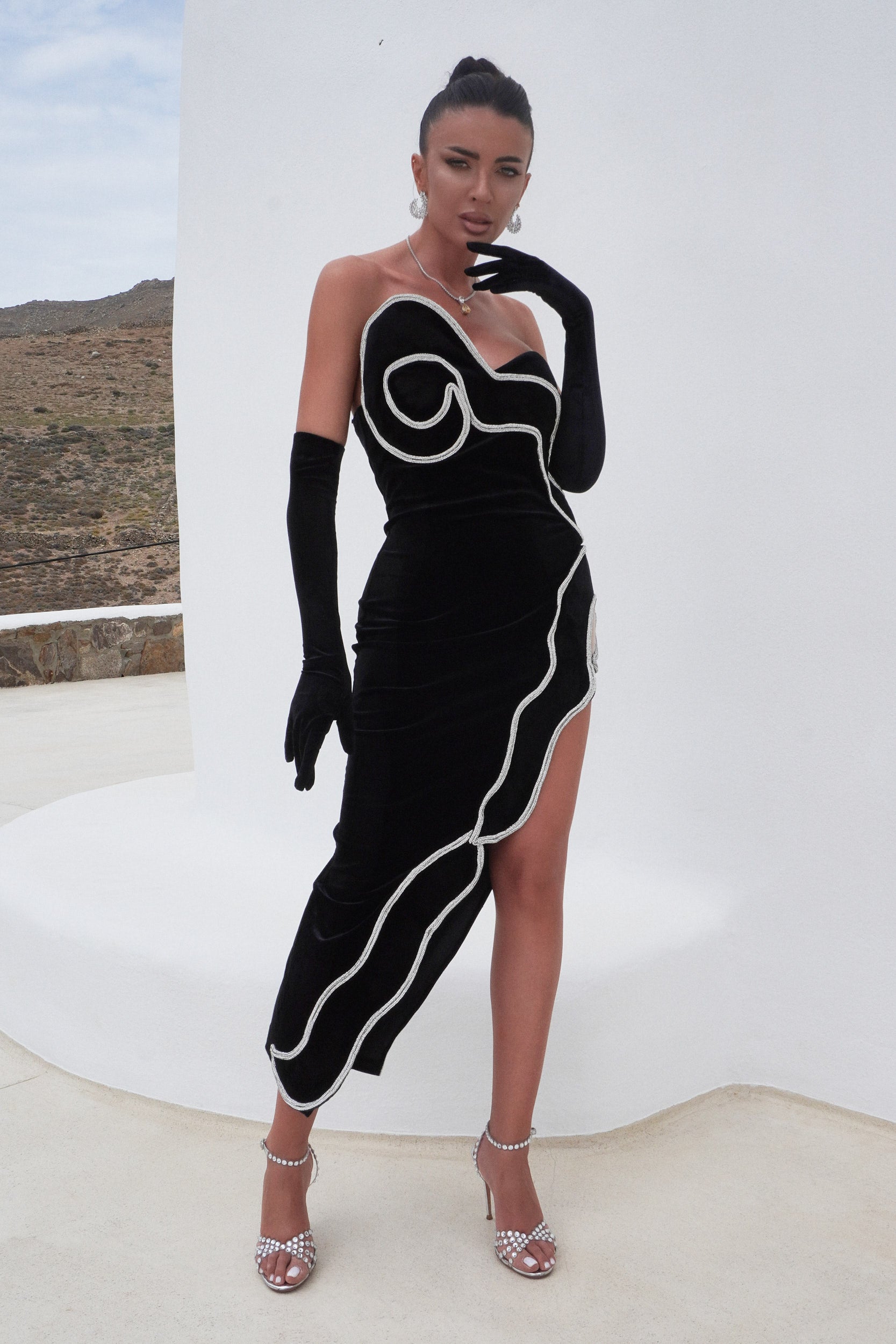 Дълга черна дамска рокля Linete Bogas