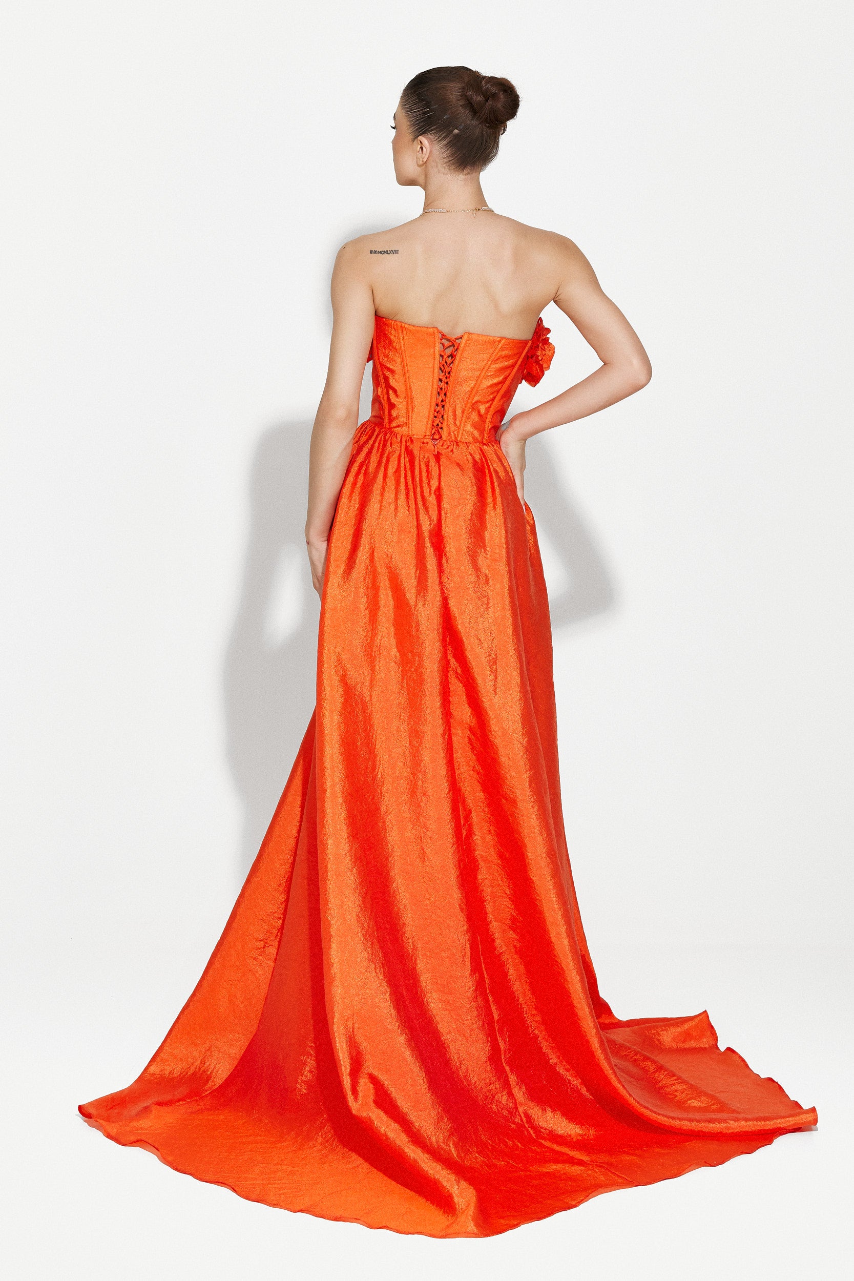 Дълга оранжева дамска рокля Ayana Bogas